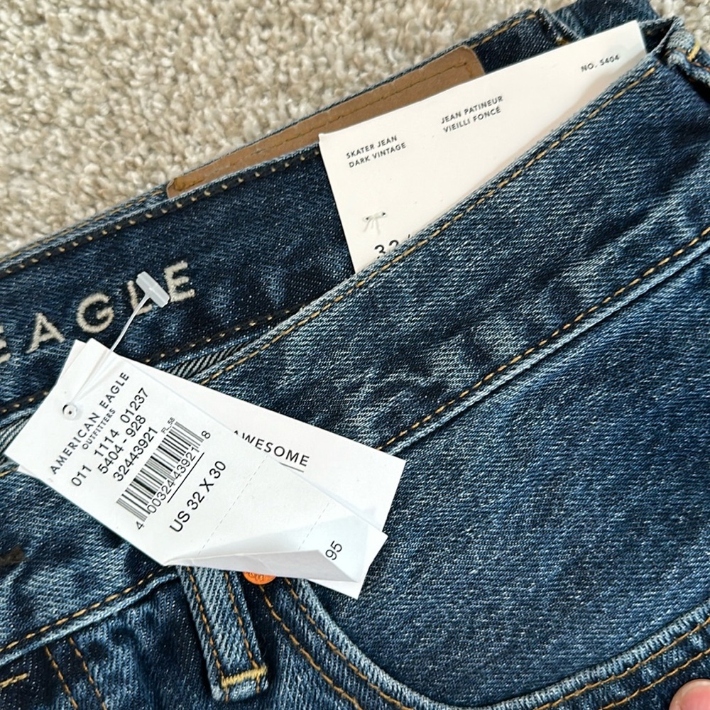 Men’s American eagle skater jeans